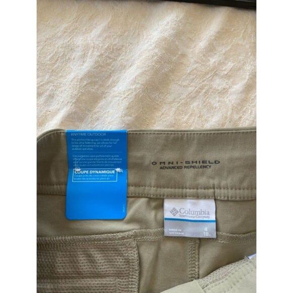 New with tags Columbia Women’s Anytime Outdoor™ Capri (Size 4) - Picture 7 of 7